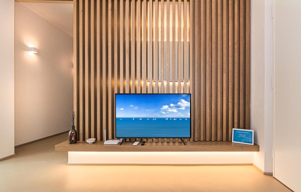 Sea Holidays Apartment มารินา ดิ เปียตราซันตา ภายนอก รูปภาพ