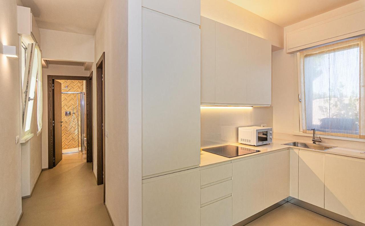Sea Holidays Apartment มารินา ดิ เปียตราซันตา ภายนอก รูปภาพ