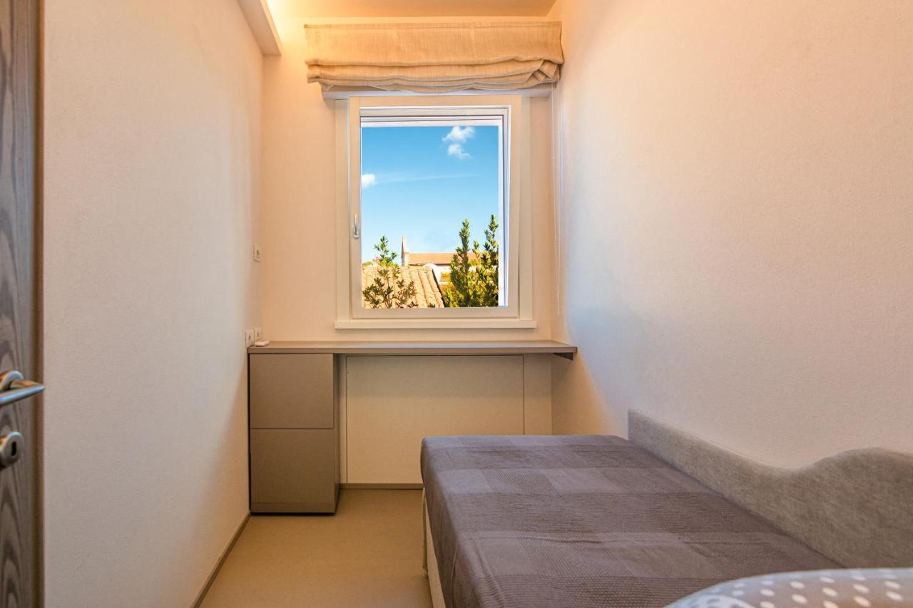Sea Holidays Apartment มารินา ดิ เปียตราซันตา ภายนอก รูปภาพ